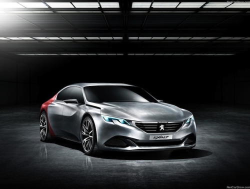 Компания Peugeot рассказала о новом прототипе «большого хэтчбэка»
