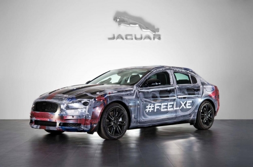 Компания Jaguar показала тизер новой модели XE