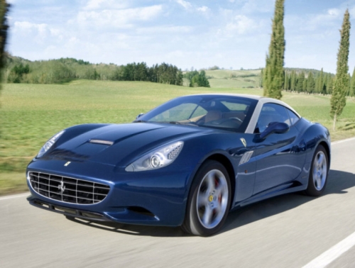Новинка от Ferrari – автомобиль California T с турбомотором!