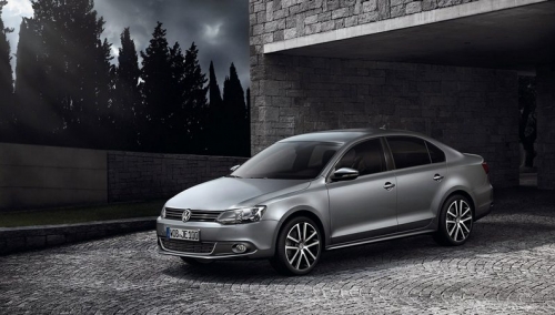 Компания Volkswagen собирается выпустить знаменитую модель Jetta в четырех типах кузова