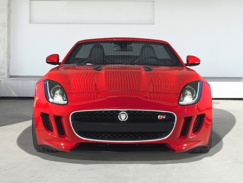 Jaguar тестирует самую мощную версию F-Type