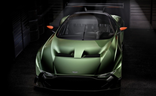 В Нью-Йорке дебютировал Aston Martin Vulcan