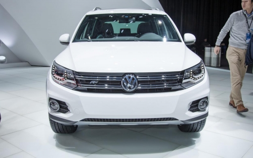 Обновленный Volkswagen Touareg скоро продемонстрируют в Пекине